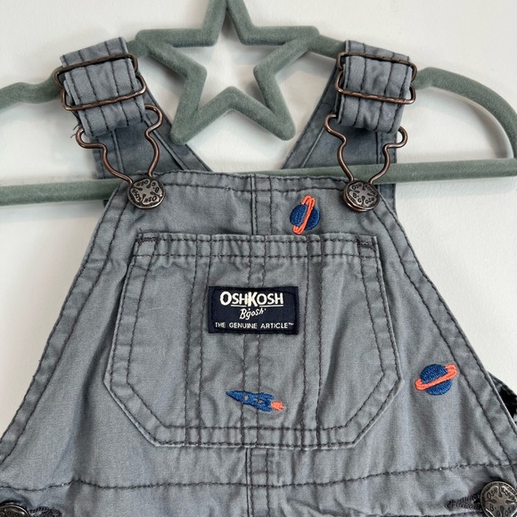 OshKosh B'gosh Space Theme AOP Classical Overalls Grey 6M Baby - Picture 3 of 6